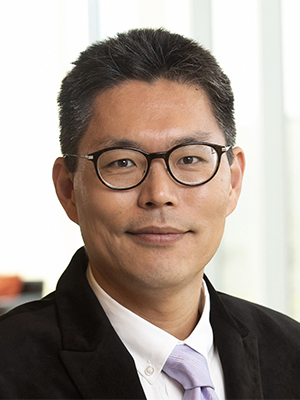 Seokwoo Lee
